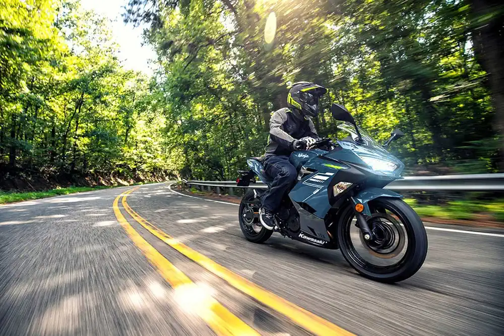 How to Choose the Safest Motorcycle in 2024